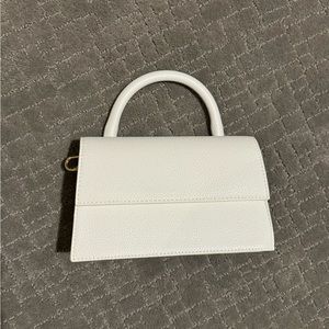 White mini purse 8”x5”